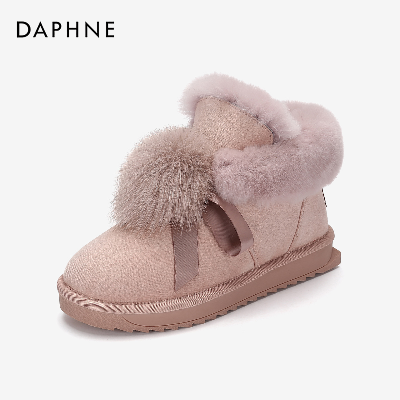 Daphne/达芙妮2019冬季毛球雪地靴舒适潮流短靴可爱平底寒冬靴