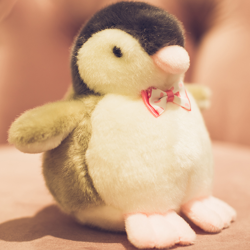 小企鹅公仔毛绒玩具抱枕玩偶迷你小号布娃娃可爱超萌女孩生日礼物