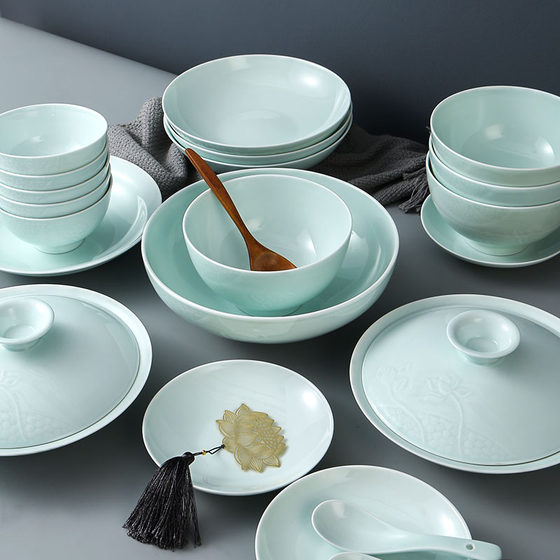 中式影青瓷餐具套装景德镇陶瓷碗碟套装家用碗盘子组合装莲开并蒂